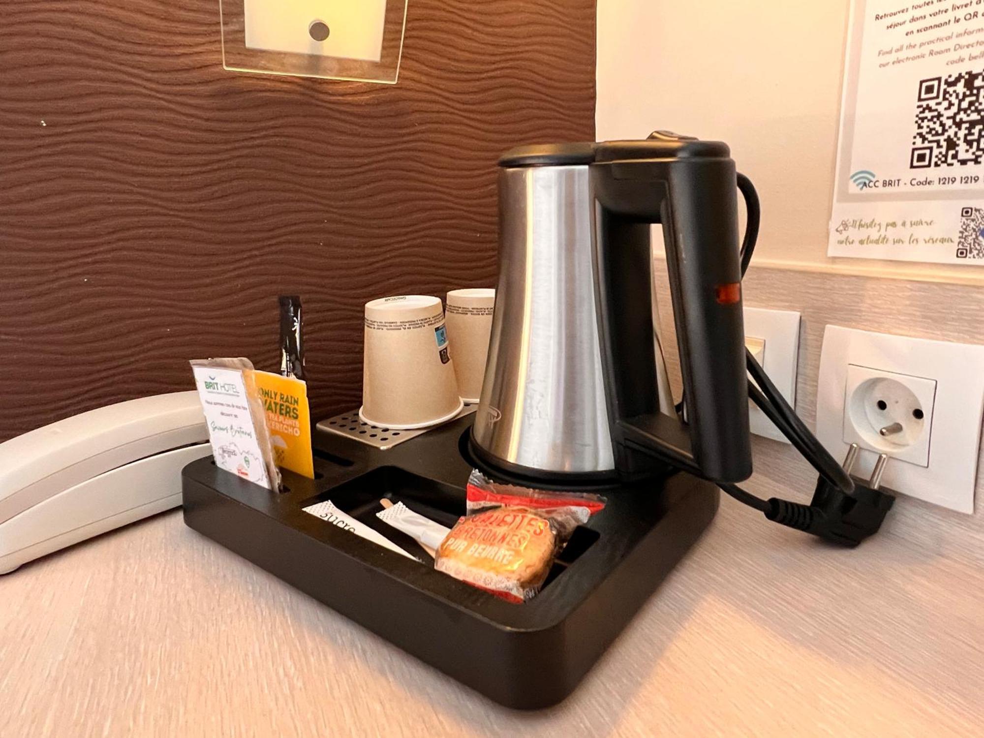 Brit Hotel Saint-Meen-Le-Grand En Broceliande Екстер'єр фото