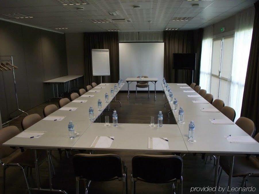Brit Hotel Saint-Meen-Le-Grand En Broceliande Екстер'єр фото